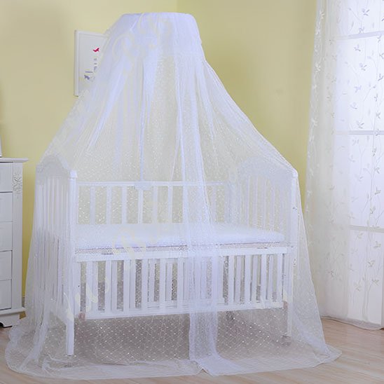 Ciel de lit bébé 